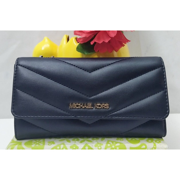 Michael Kors Jet Set Travel Black Quilted Leather Trifold Wallet - NWT $328 - Picture 4 of 16